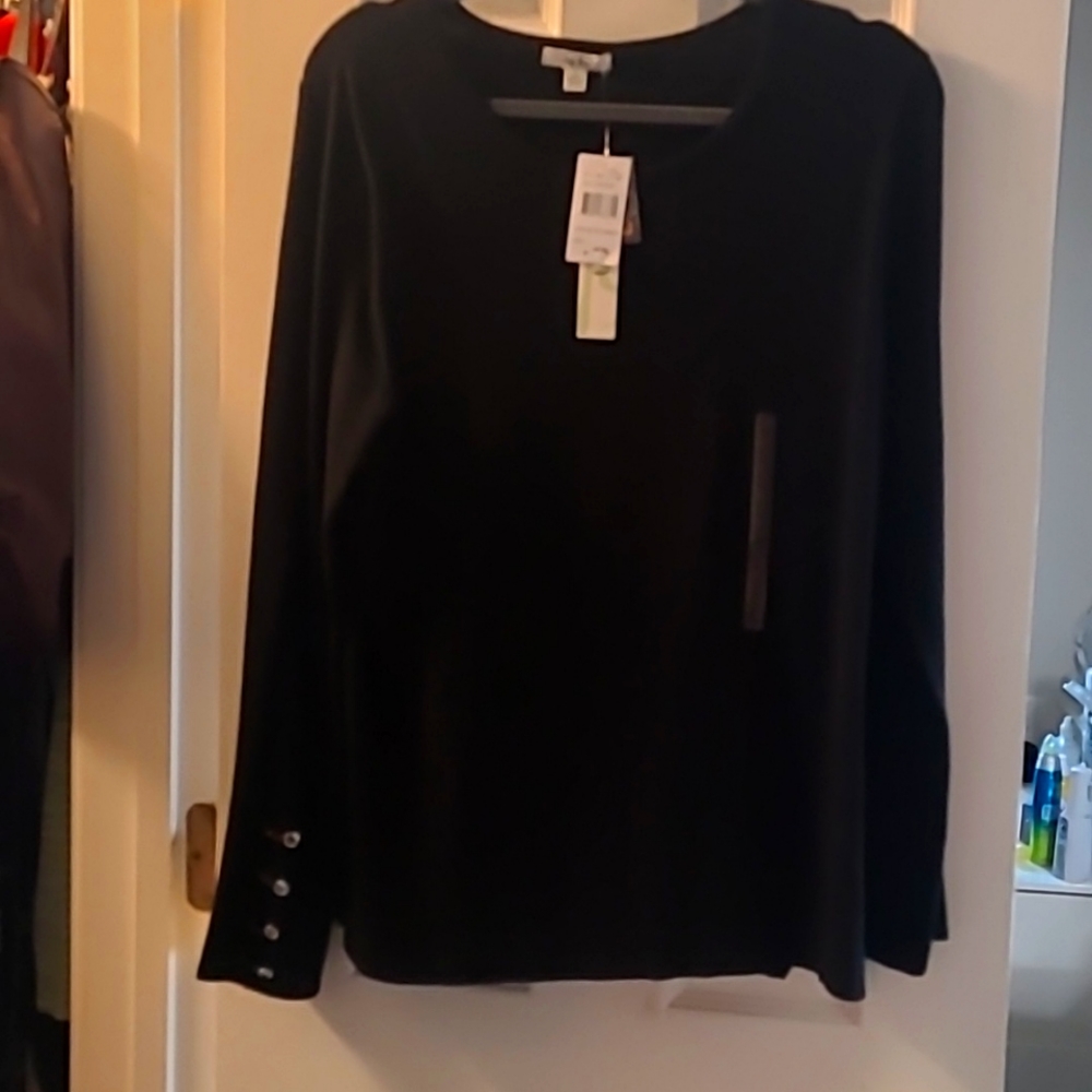 NWT light weight black sweater.  Beautiful 4 button detail on sleeves.